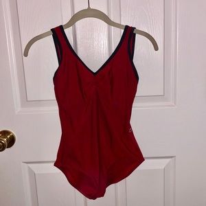 Yumiko Small Tiffany Leo